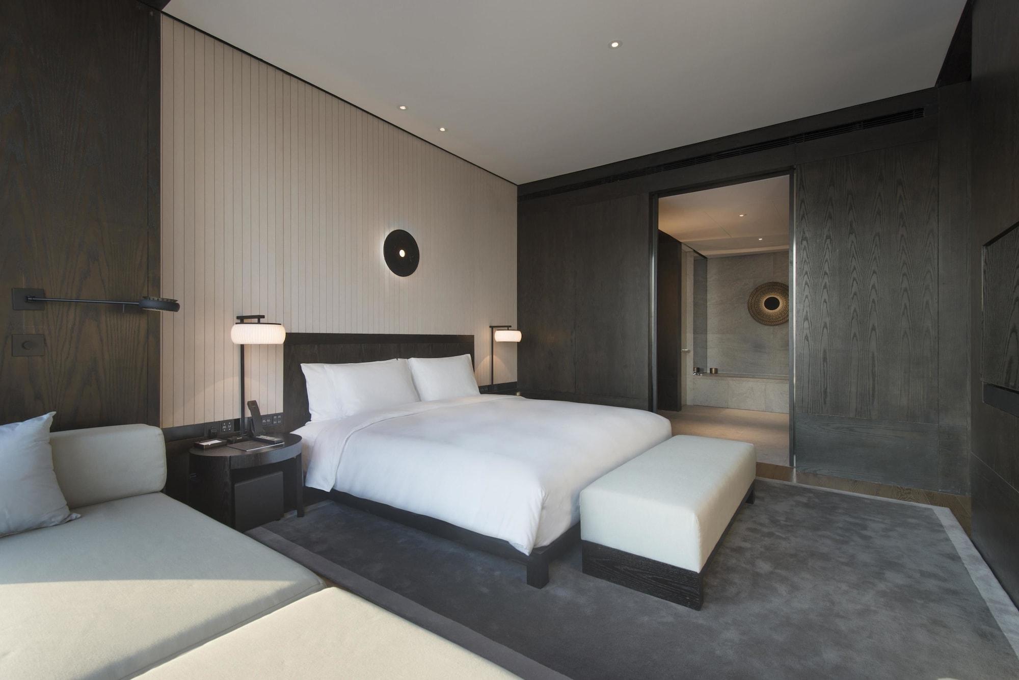 Hyatt Regency Wuhan Optics Valley Екстер'єр фото