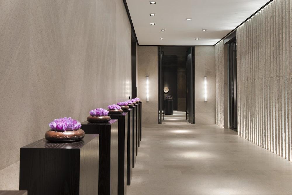 Hyatt Regency Wuhan Optics Valley Екстер'єр фото