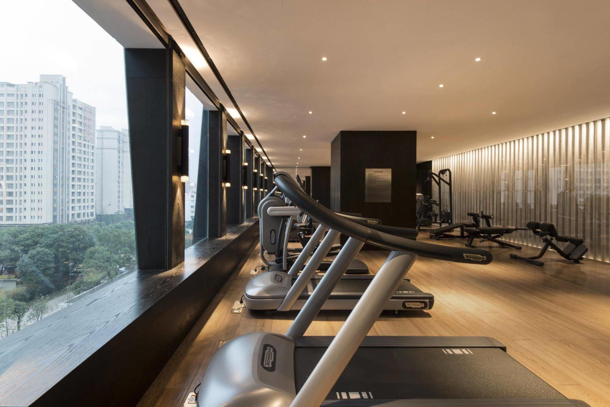 Hyatt Regency Wuhan Optics Valley Екстер'єр фото