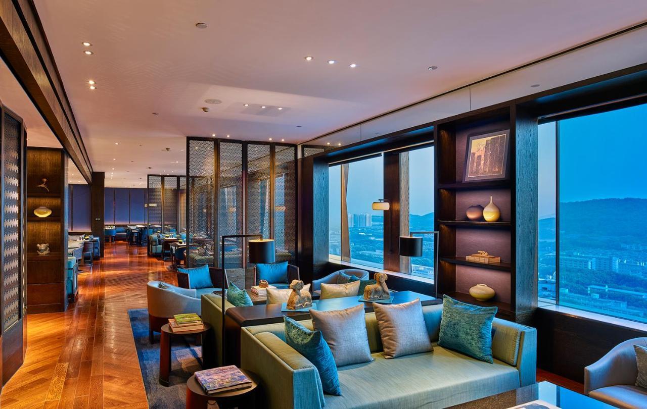 Hyatt Regency Wuhan Optics Valley Екстер'єр фото